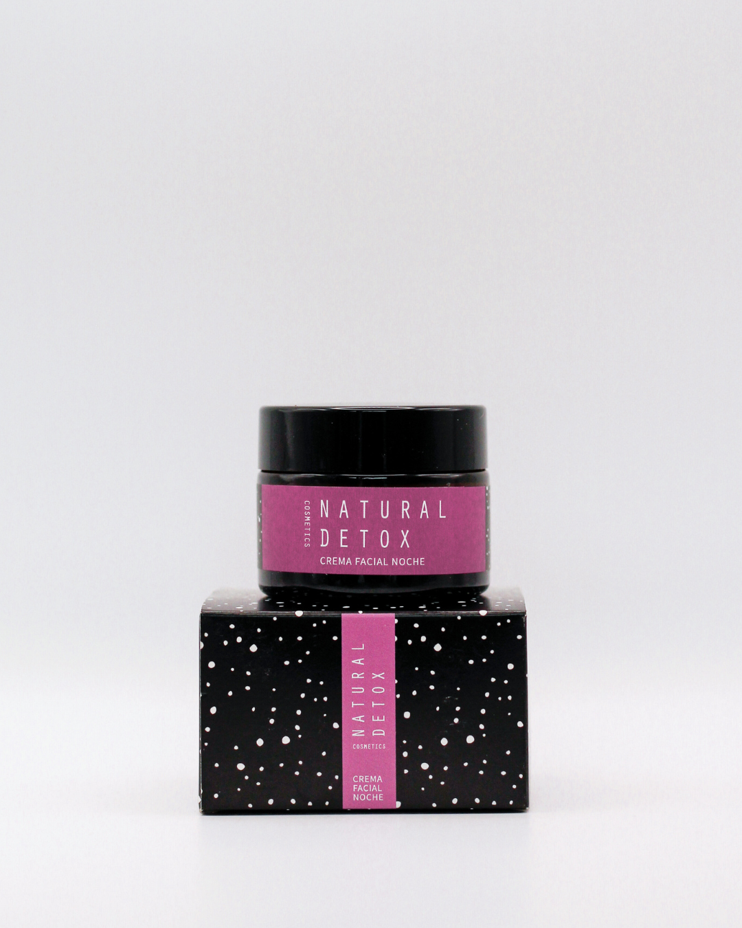 Crema de noche antiarrugas con retinol para regenerar y reafirmar