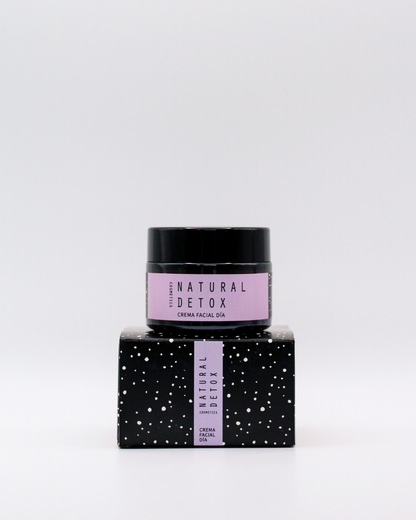 Crema de día rejuvenecedora con efecto glowy y antiarrugas