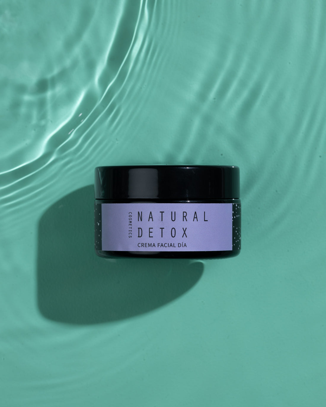 Crema de día rejuvenecedora con efecto glowy y antiarrugas